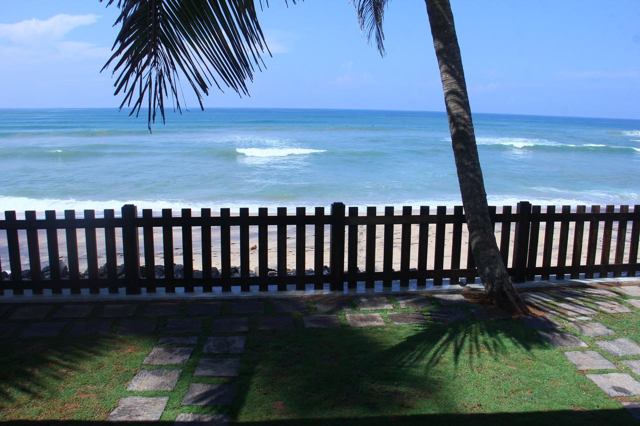 Love Birds Beach Hotel Matara Exteriör bild